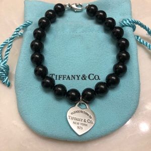 Black onyx Tiffany bracelet